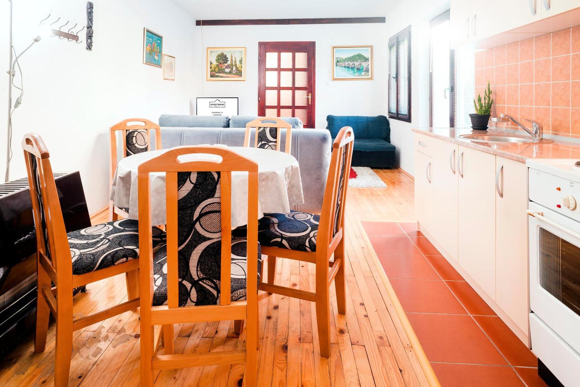 Apartmani Slavica ヤゴディナ エクステリア 写真