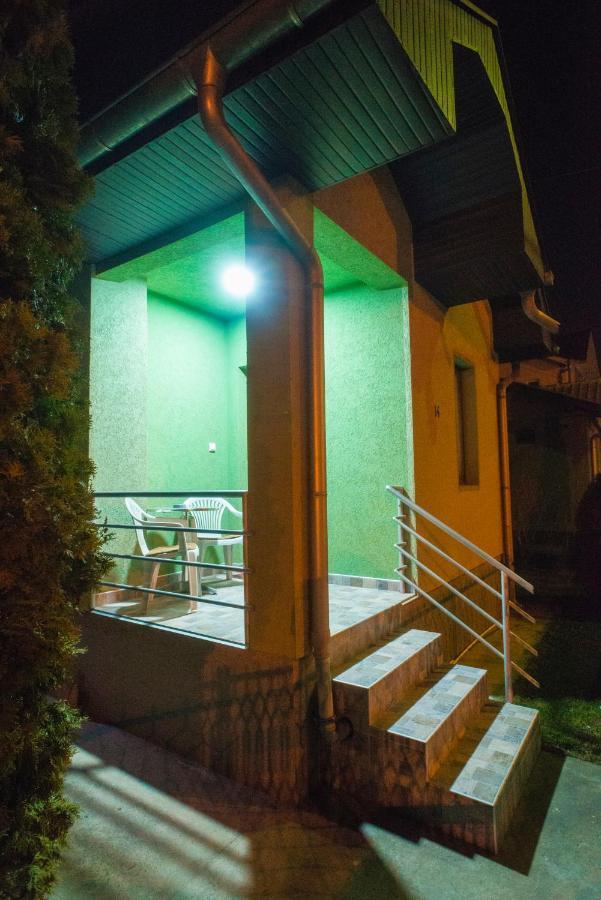 Apartmani Slavica ヤゴディナ エクステリア 写真